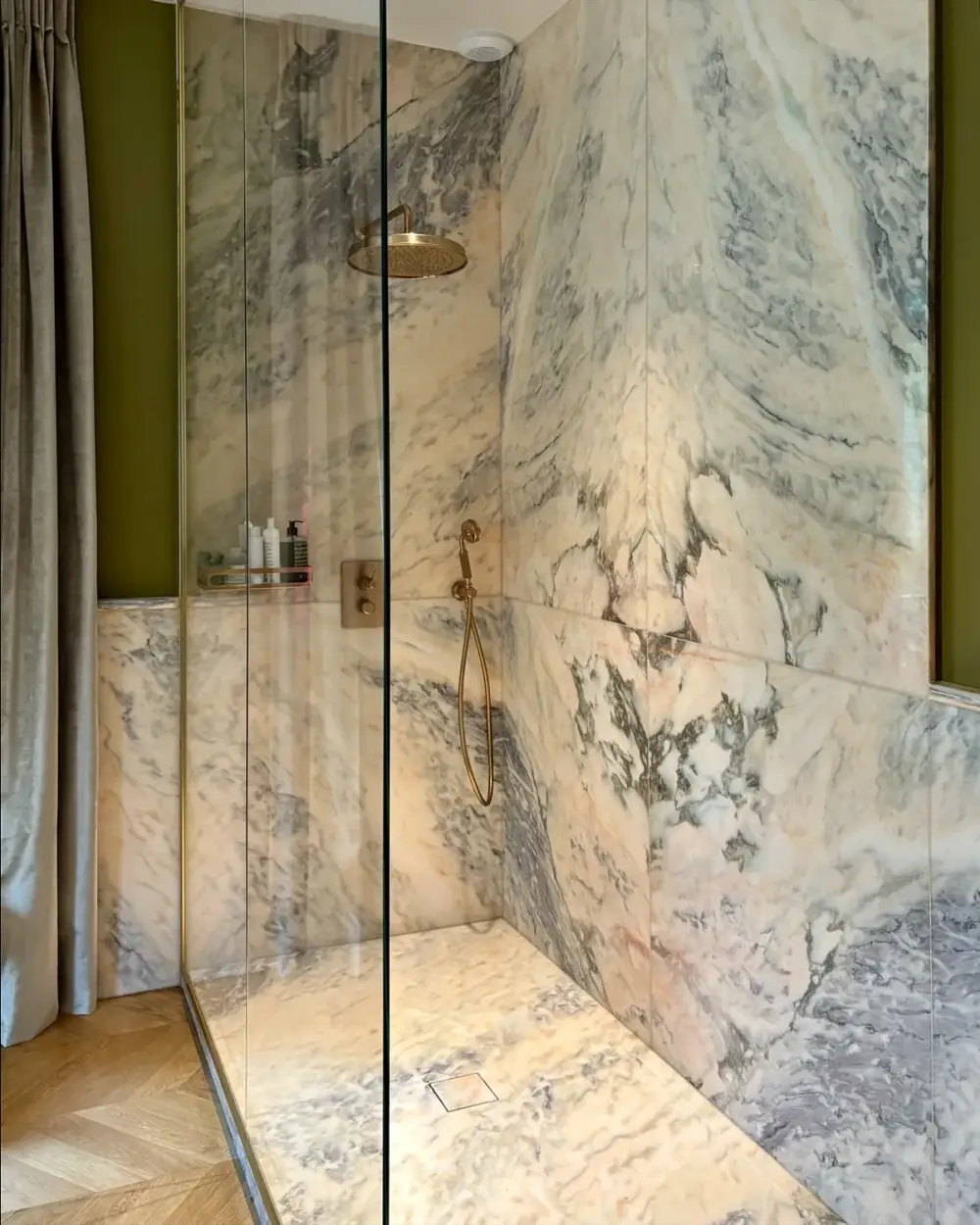 salle-de-bain-en-marbre-rose-du-portugal (6)