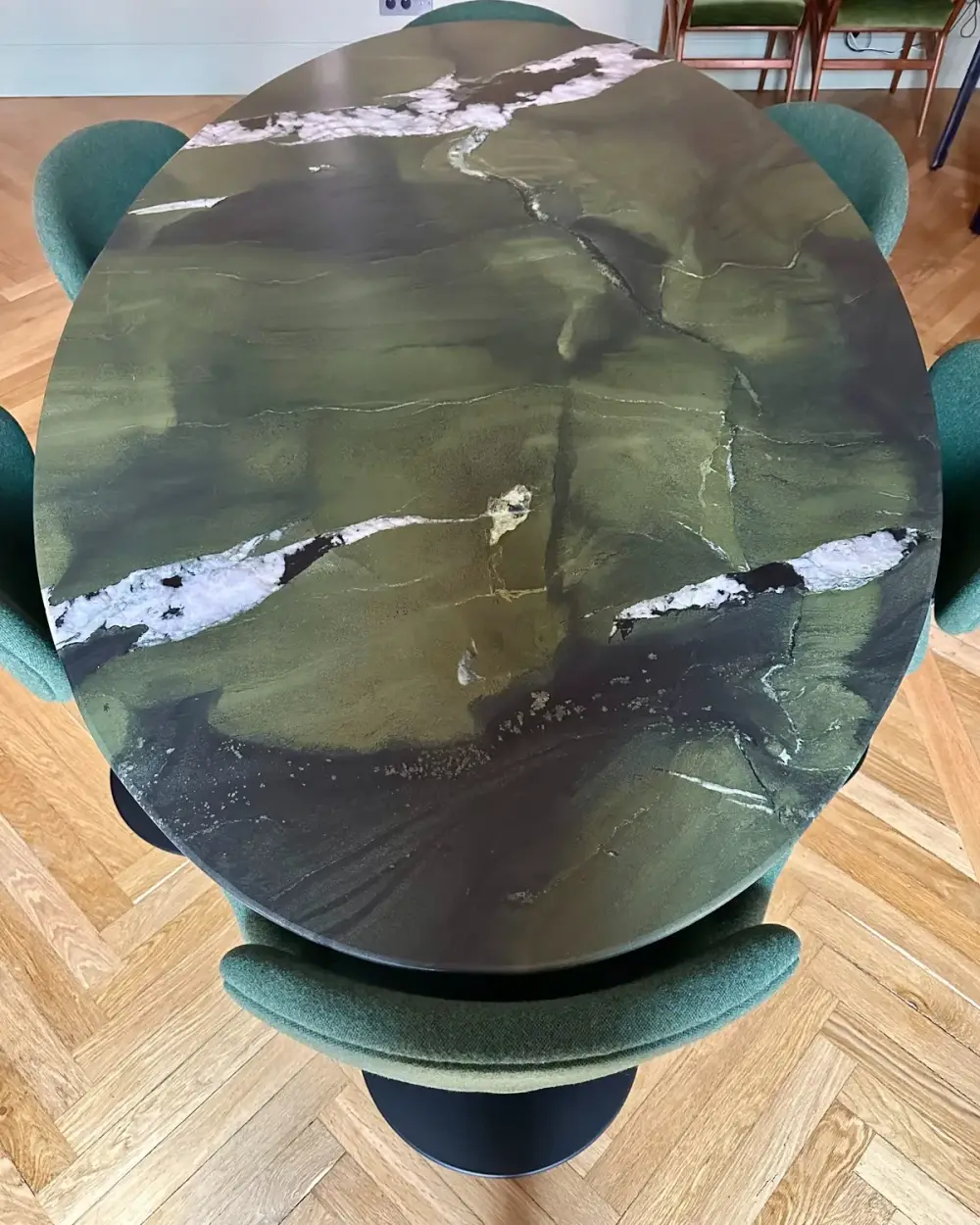 table-en-pierre-naturelle-par-marbrerie-debezy (3)